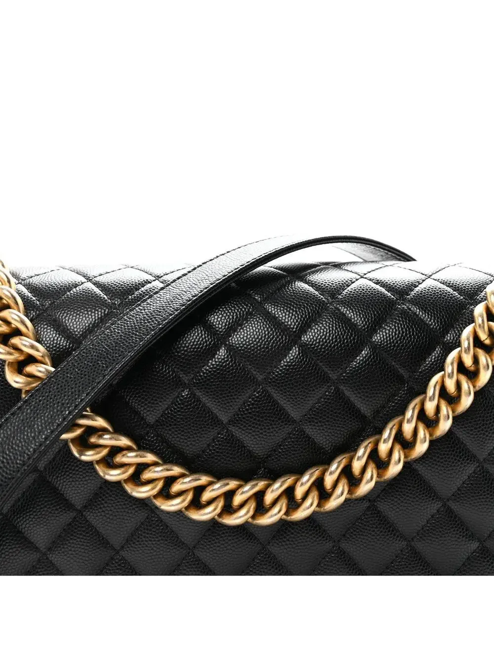Chanel Caviar Quilted New Medium Boy #321970C45B